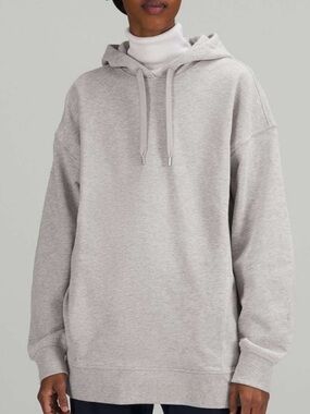 Lululemon Perfectly Oversized Hoodie
Heathered Core Light Grey Size 8